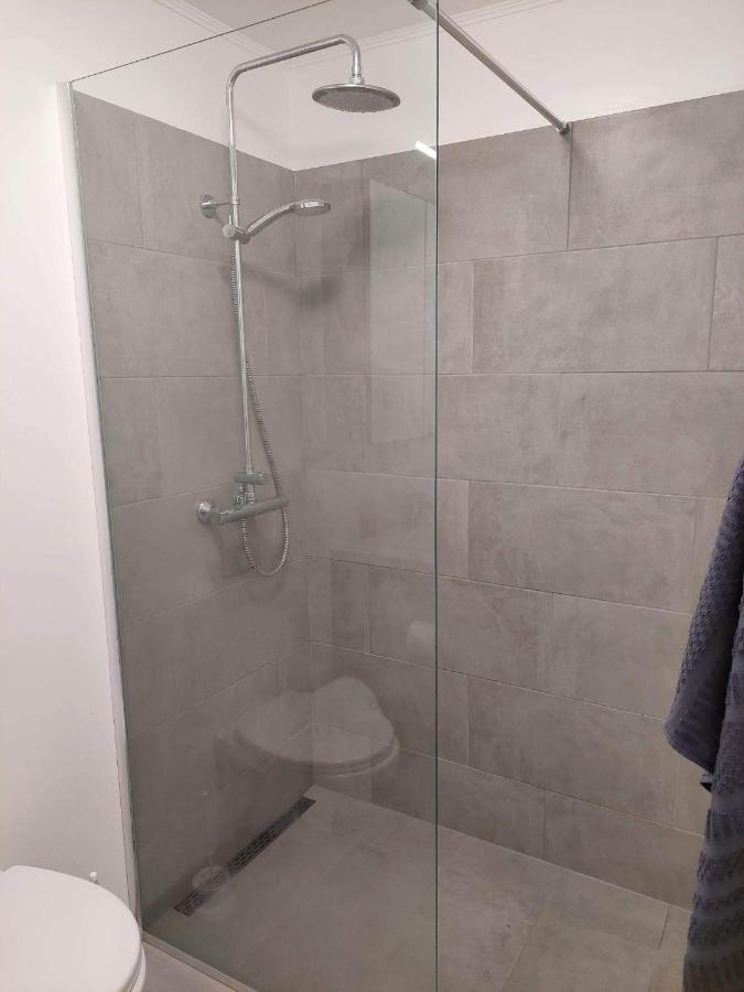Apartment Near The Airport Njarthvik Dış mekan fotoğraf
