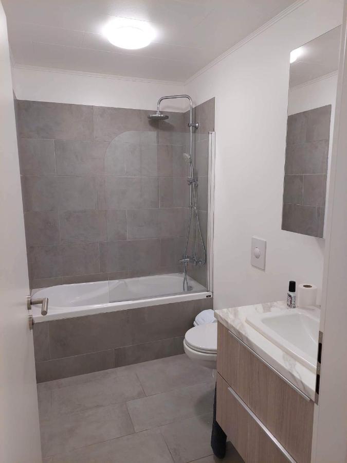 Apartment Near The Airport Njarthvik Dış mekan fotoğraf