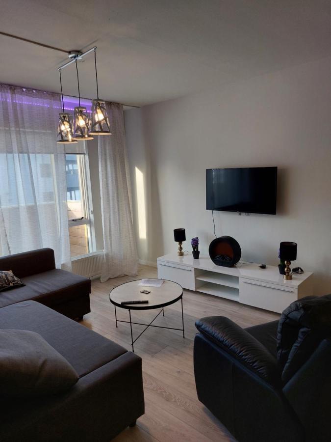 Apartment Near The Airport Njarthvik Dış mekan fotoğraf